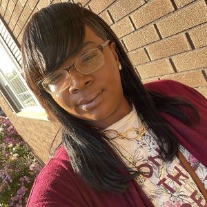 Meet your Posher, Darlene